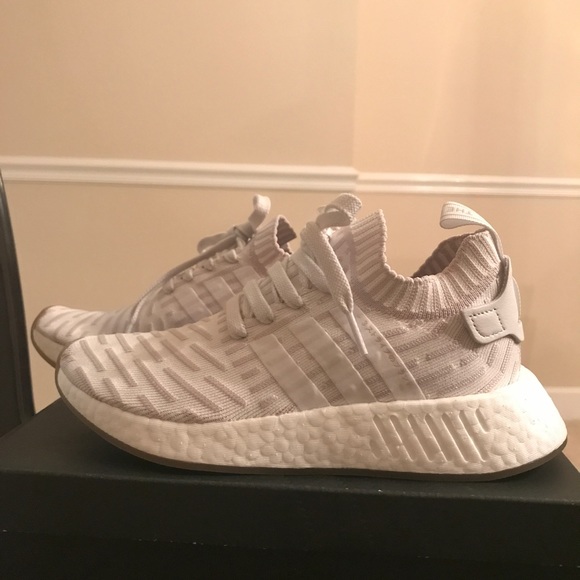 **SOLD** Adidas Women's shoes NMD_R2Primeknit - Picture 5 of 6